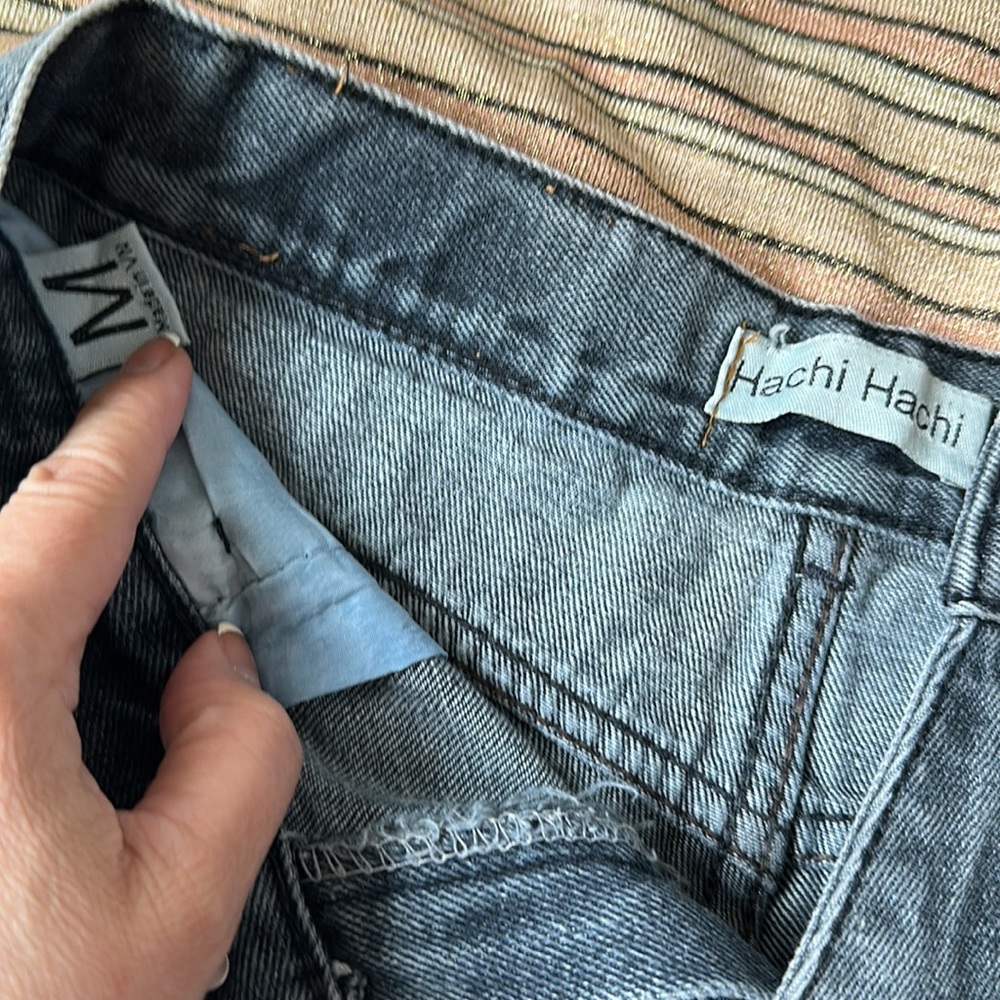 Set Shorts And Top - image 6